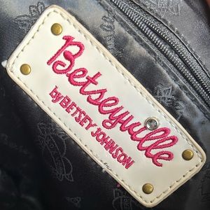 SUPER RARE Betsey Johnson white early 2000's y2k strawberry zebra print.